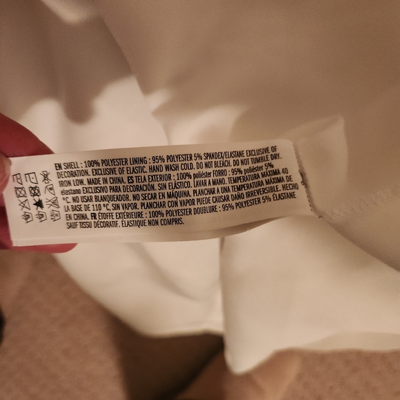 2.7 August Apparel Eyelet Babydoll Dress Size XL NWOT - Picture 5 of 7